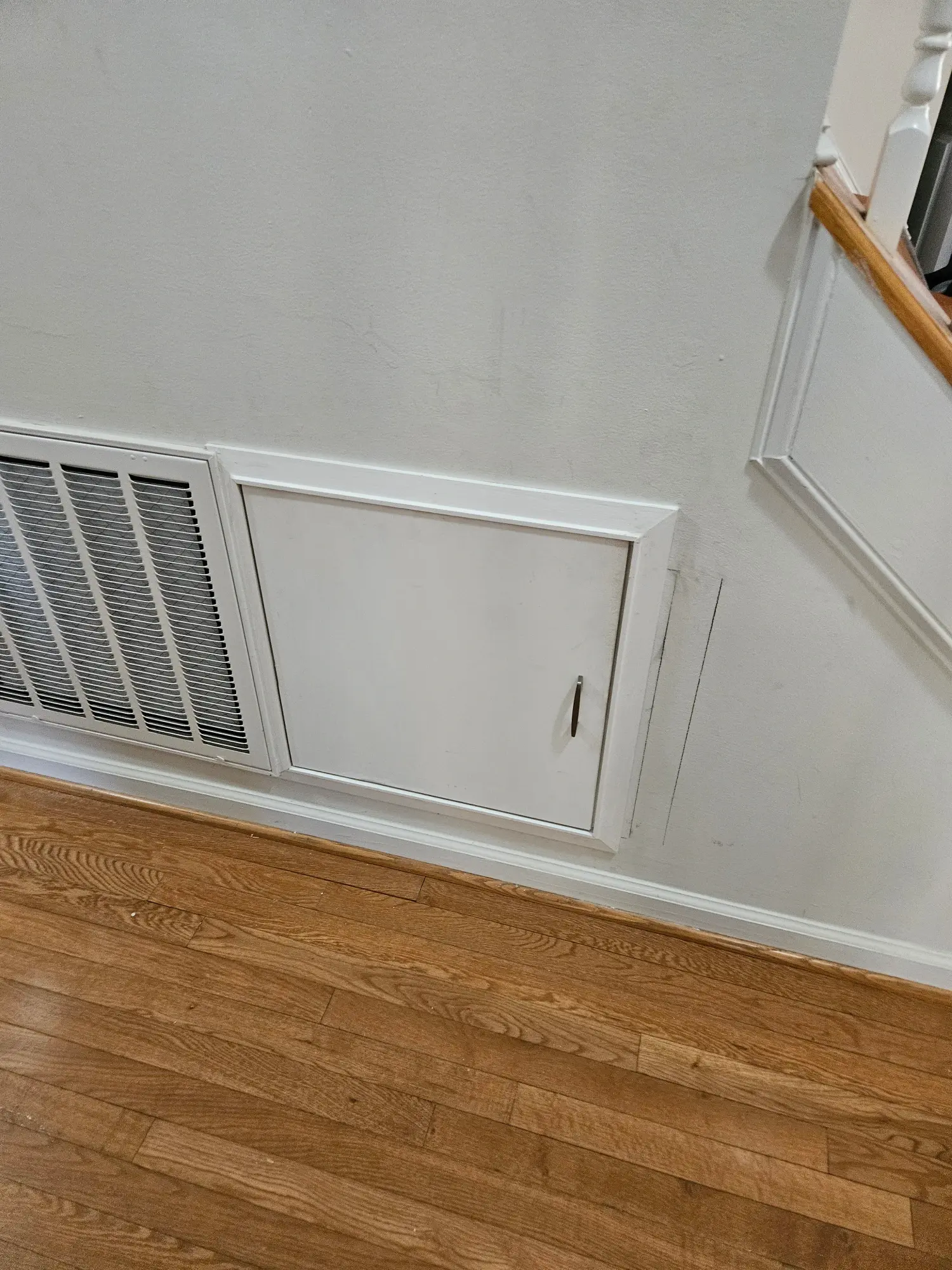 elite-home-services-nc-hvac-filter-access-panel-closed.webp
