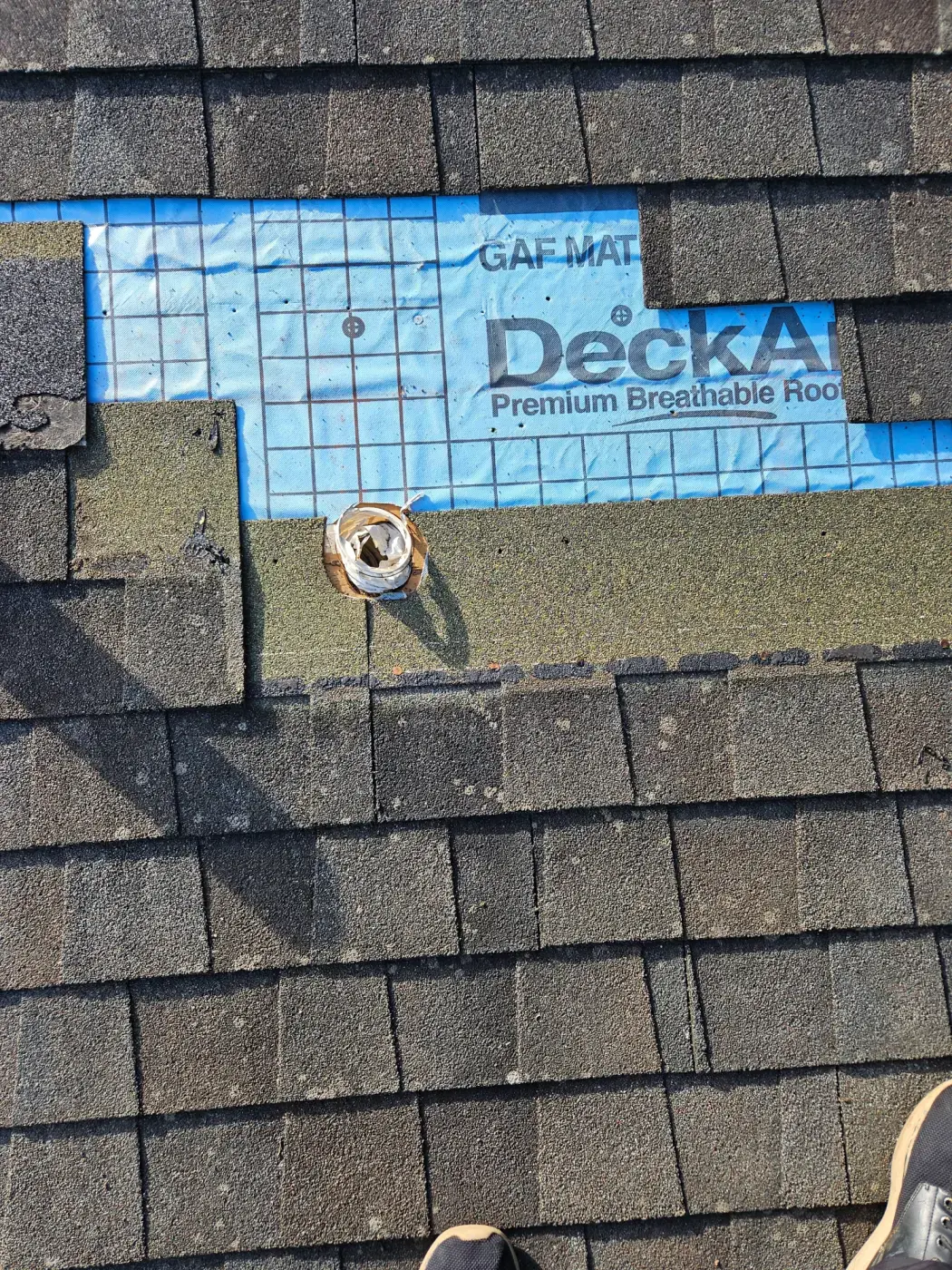 elite-home-services-nc-roof-repair-underlayment-gaf-deckarmor.webp